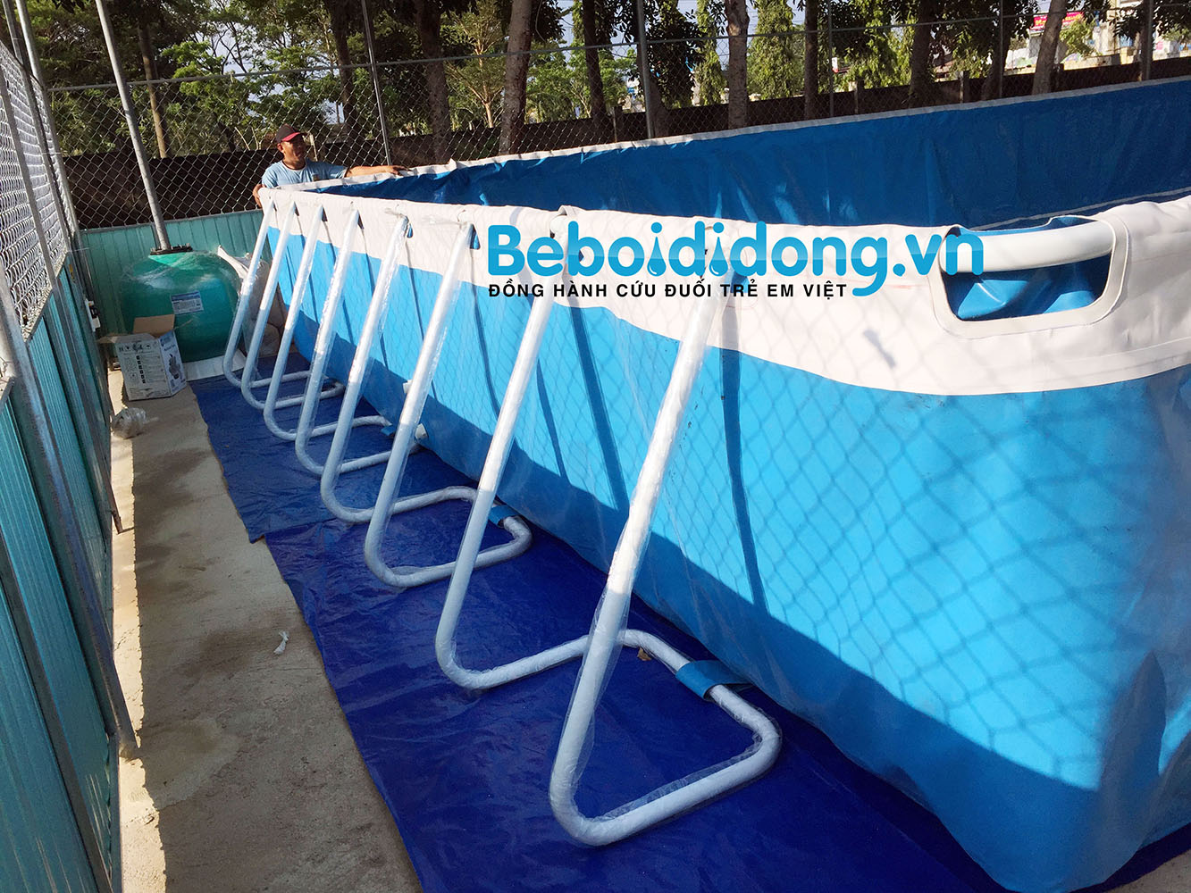 be-boi-truong-hoc
